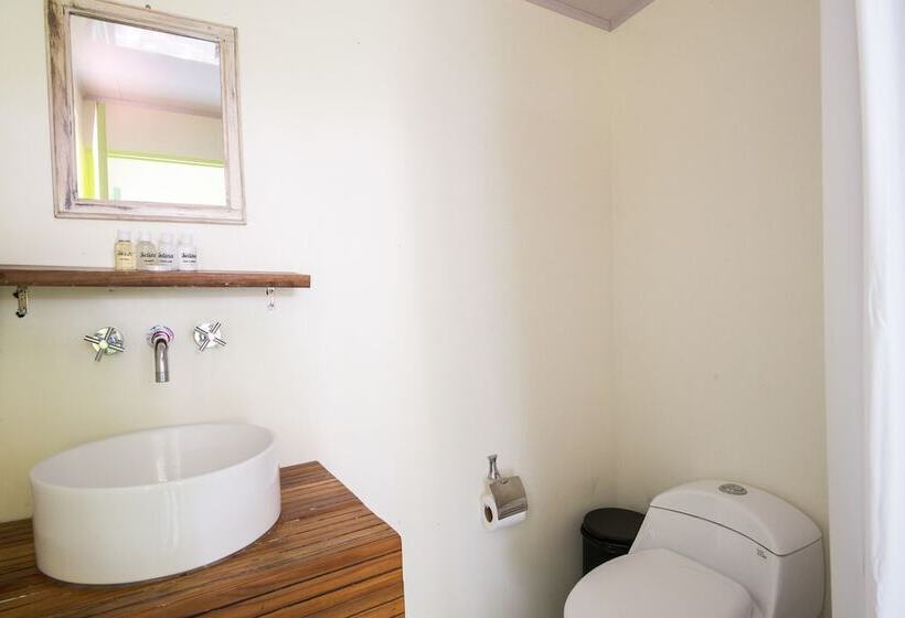اتاق استاندارد, Selina Manuel Antonio   Hostel