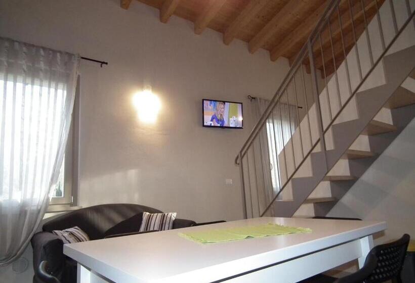 استودیوی استاندارد, L'isolo B&b E Case Vacanza