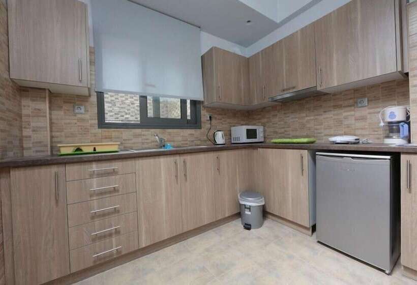 آپارتمان 2 خوابه, Meni Apartments