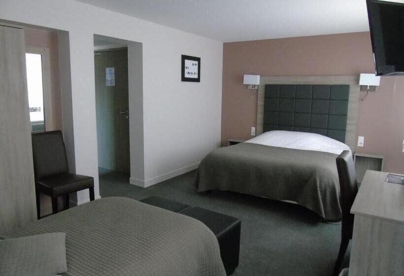 اتاق راحتی سه تخته, Auberge Du Cheval Blanc Logis