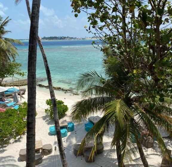 اتاق لوکس با چشم‌انداز دریا, Canopus Retreat Thulusdhoo