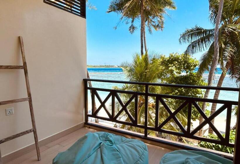 اتاق لوکس با چشم‌انداز دریا, Canopus Retreat Thulusdhoo