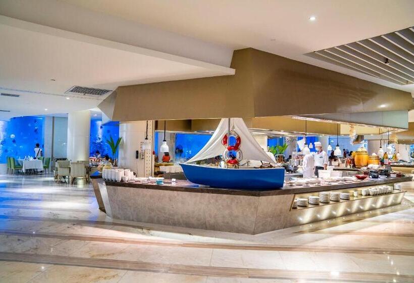 اتاق استاندارد با تخت بزرگ, Palace Resort Yalong Bay Sanya