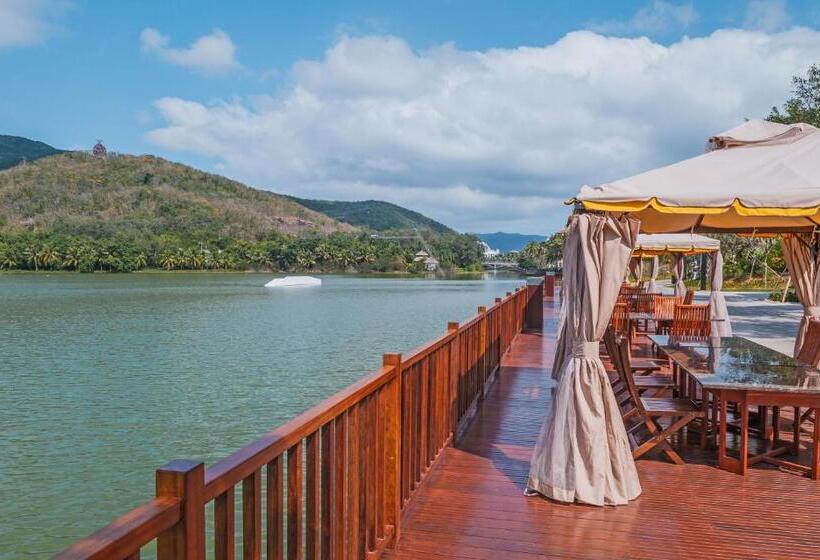 اتاق استاندارد با تخت بزرگ, Palace Resort Yalong Bay Sanya