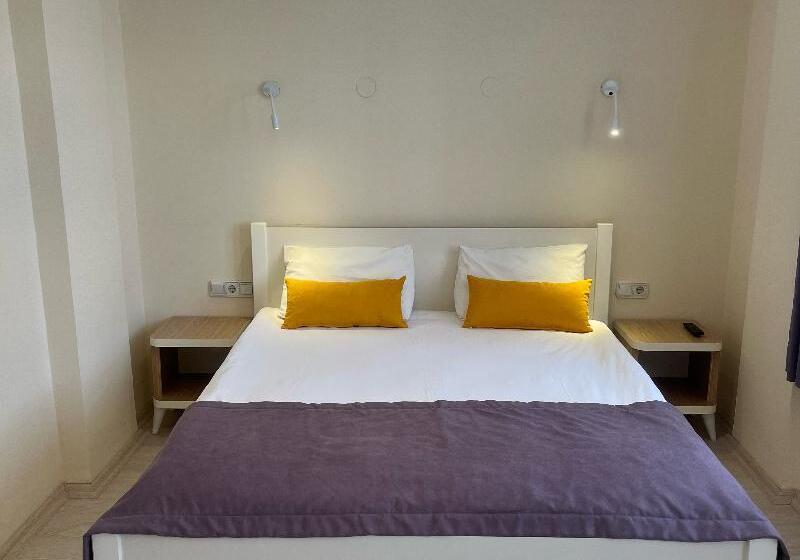 اتاق استاندارد, Inn Stations Hostel