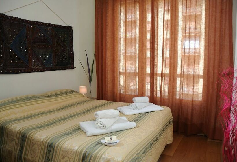 اتاق استاندارد با سرویس بهداشتی مشترک, Zeus Rooms Superior