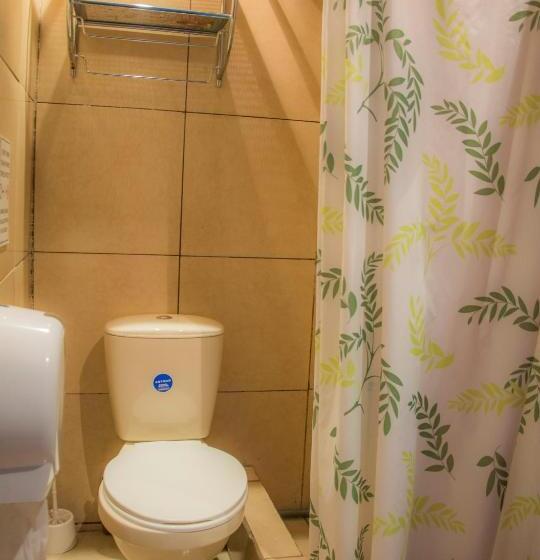 اتاق اکونومی, Blue House Youth Hostel