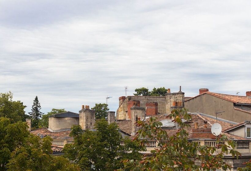 اتاق استاندارد, Des Quinconces