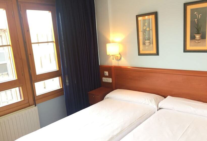 اتاق سوپریور, Hostal Alda Rio Duero