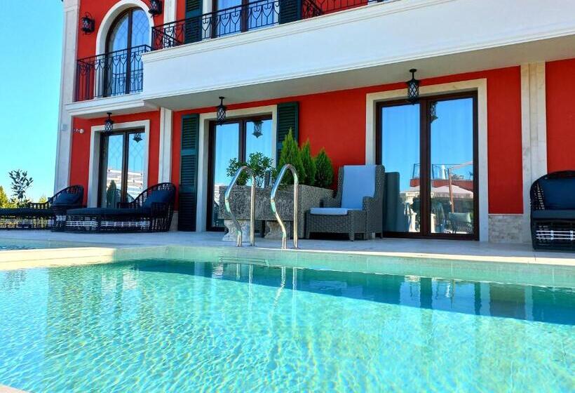 ویلای یک اتاق خوابه با استخر شنا, Eco Therma Village   Mineral Pool & Spa & All Inclusive