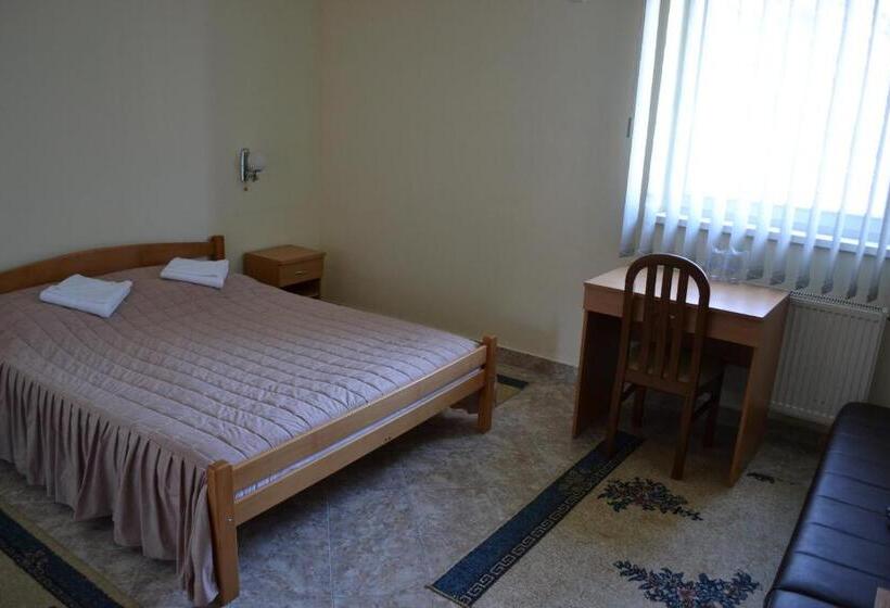 اتاق استاندارد, Višegrad