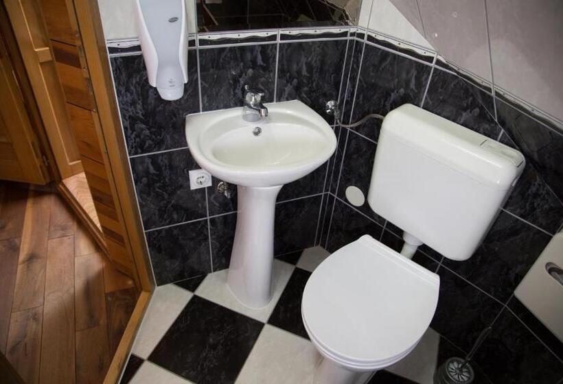 اتاق لوکس, Motel Babino Brdo