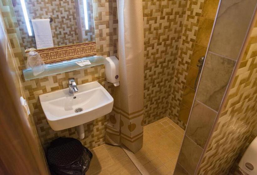 اتاق استاندارد با بالکن, Motel Orhideja