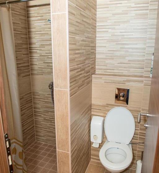 اتاق خانوادگی, Motel Orhideja