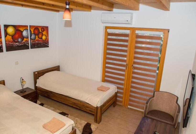 اتاق استاندارد, Motel Orhideja