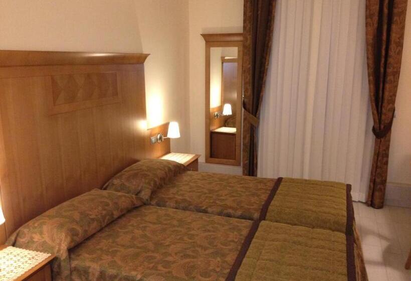 اتاق استاندارد, B&b Teatro Ristori Verona