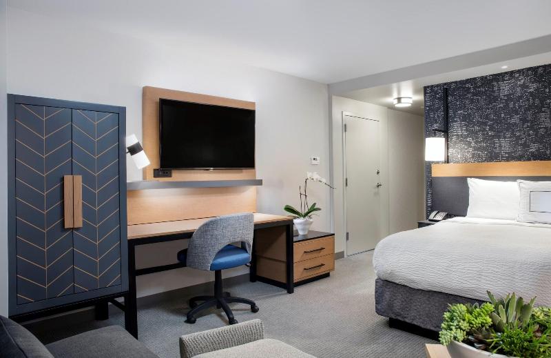 اتاق استاندارد با تخت بزرگ, Courtyard Boston Downtown/north Station