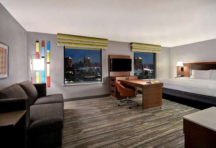 اتاق استاندارد با تخت بزرگ, Hampton Inn & Suites Leavenworth