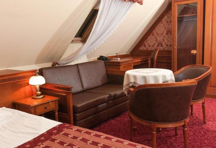 سوئیت 2 خوابه, Korona