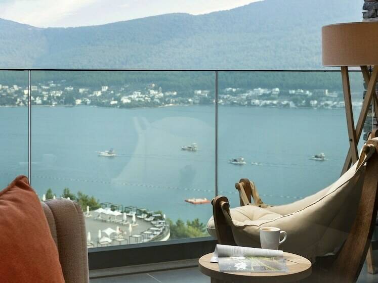 اتاق اساندارد با چشم‌انداز جانبی به دریا, Lujo Hotel Bodrum