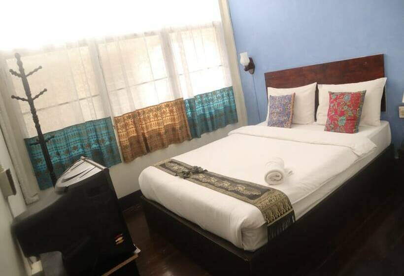 اتاق استاندارد, Thaweesuk Heritage Homestay