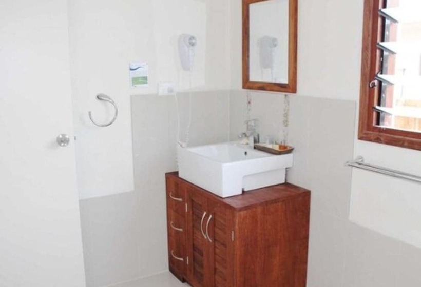 آپارتمان 2 خوابه با چشم‌انداز دریا, Vanuatu Beachfront Apartments