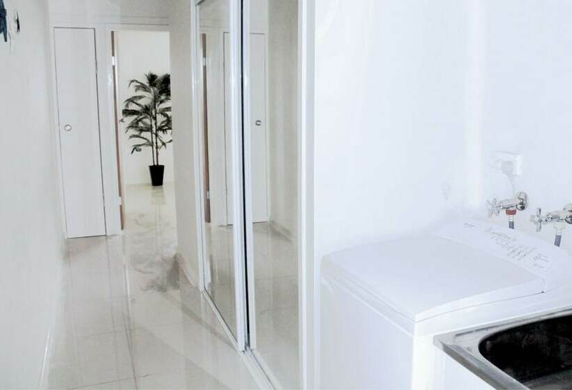 آپارتمان 2 خوابه با چشم‌انداز دریا, Vanuatu Beachfront Apartments