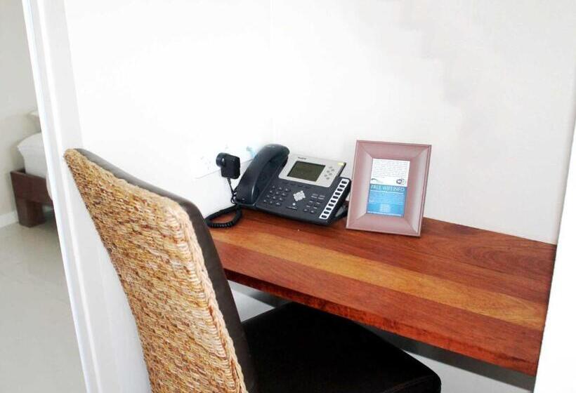 استودیو استاندارد با چشم‌انداز باغ, Vanuatu Beachfront Apartments