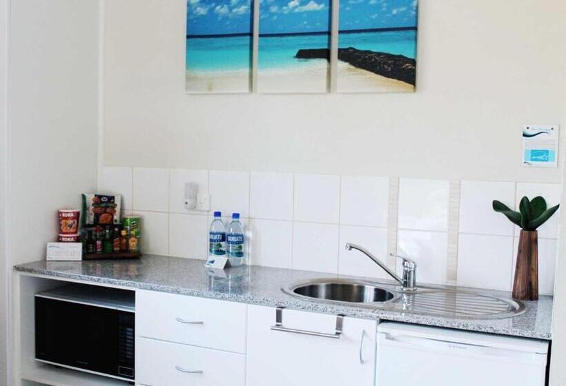 استودیو استاندارد با چشم‌انداز باغ, Vanuatu Beachfront Apartments