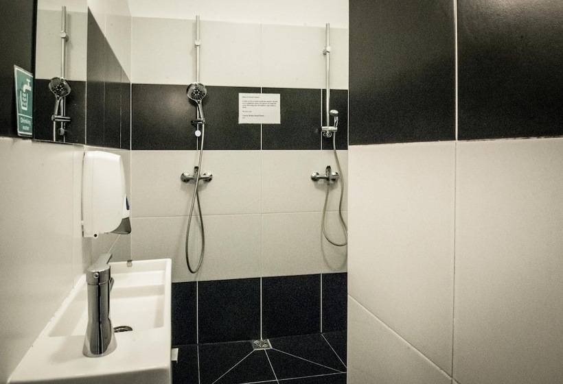 تختخواب در اتاق مشترک, Charles Bridge Hostel & Apartments