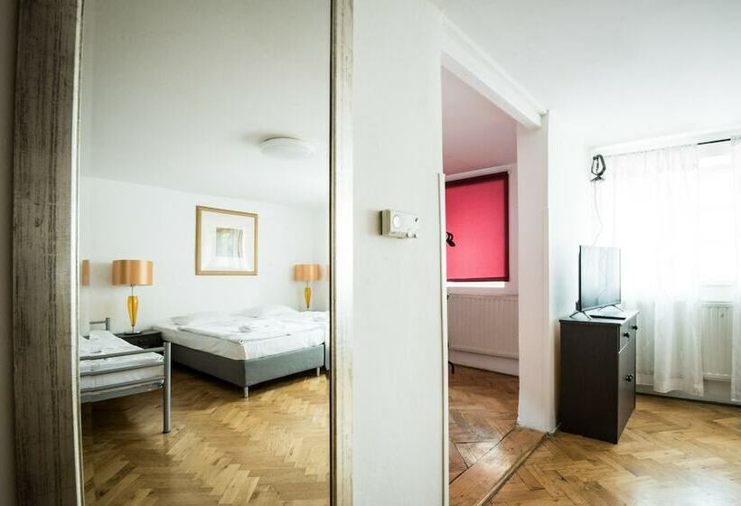 سوییت, Charles Bridge Hostel & Apartments