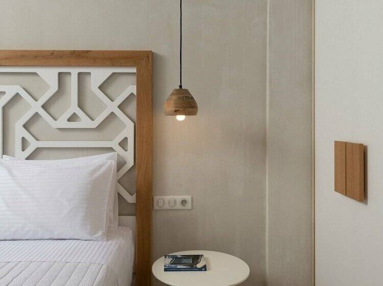 استودیوی لوکس, Apollo Apartments