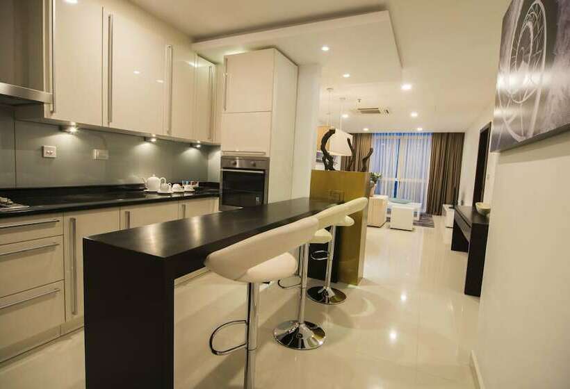 آپارتمان 4 خوابه, Platinum One Suites