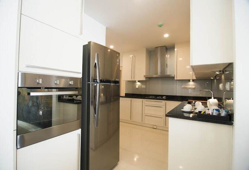 آپارتمان سوپریور 3 خوابه, Platinum One Suites