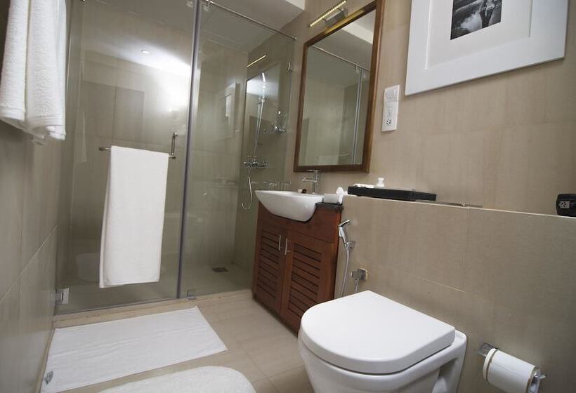 آپارتمان دلوکس 3 خوابه, Platinum One Suites