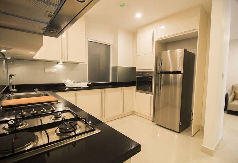 3 Bedroom Premium Apartment, Platinum One Suites