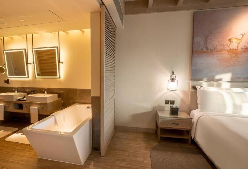 سوئیت با چشم‌انداز, Saadiyat Rotana Resort And Villas