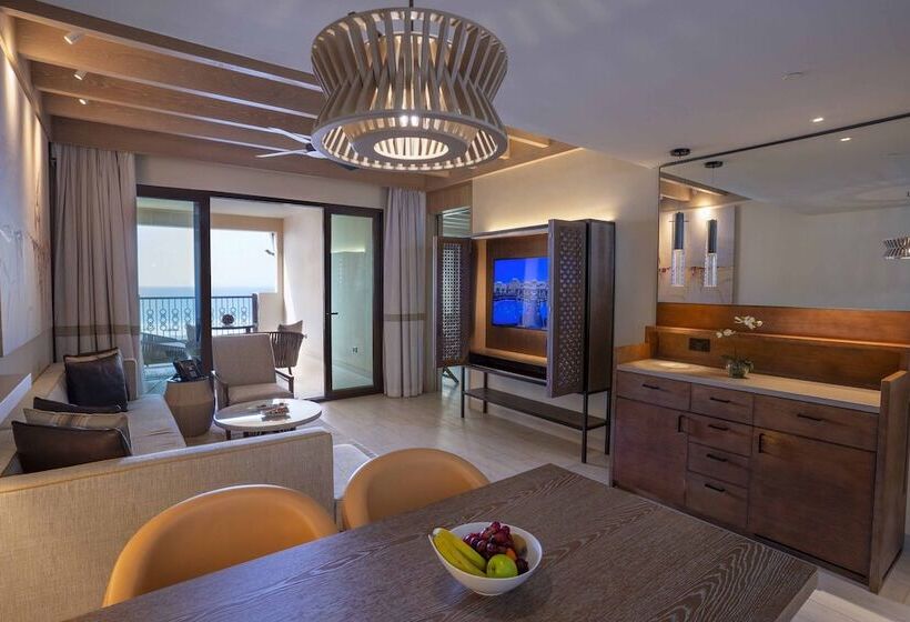 سوییت با چشم‌انداز دریا, Saadiyat Rotana Resort And Villas