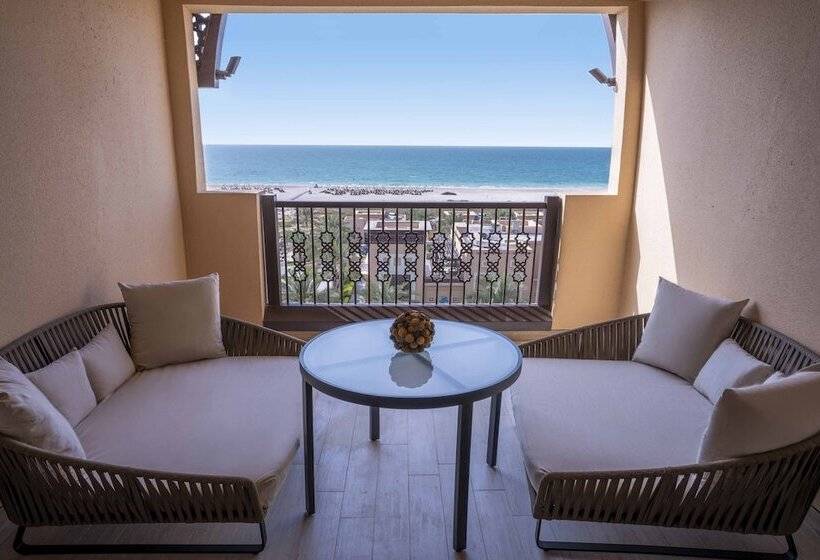 سوییت با چشم‌انداز دریا, Saadiyat Rotana Resort And Villas