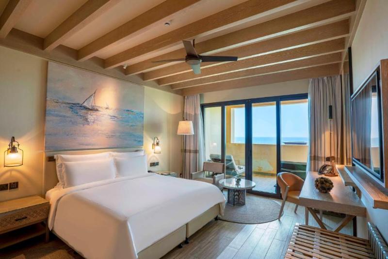 سوییت با چشم‌انداز دریا, Saadiyat Rotana Resort And Villas
