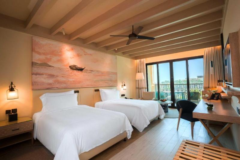 اتاق استاندارد, Saadiyat Rotana Resort And Villas