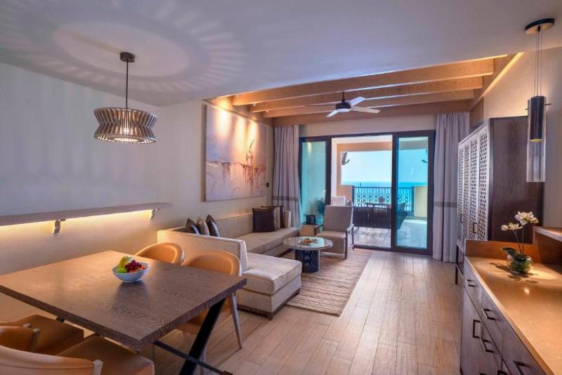 سوییت با چشم‌انداز دریا, Saadiyat Rotana Resort And Villas