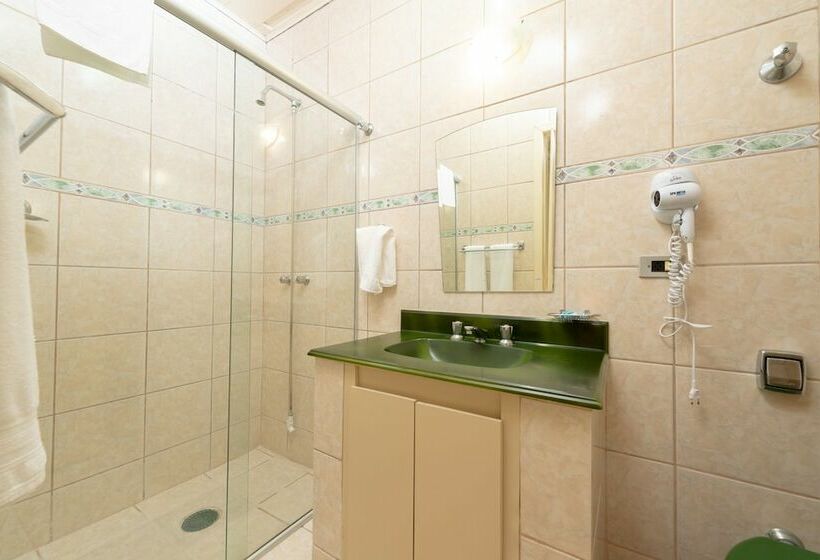 اتاق استاندارد, Saveiros