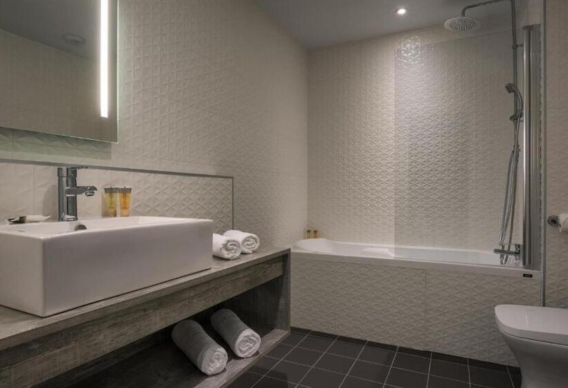 디럭스 트리플 전망 룸, Sowell Hotels Les Chevaliers