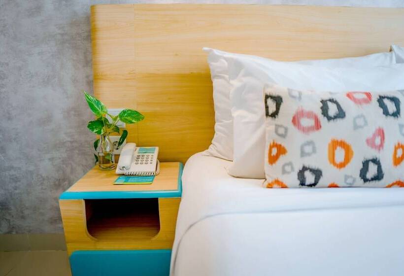 اتاق لوکس با چشم‌انداز دریا, Ikosharold Resort Benoa