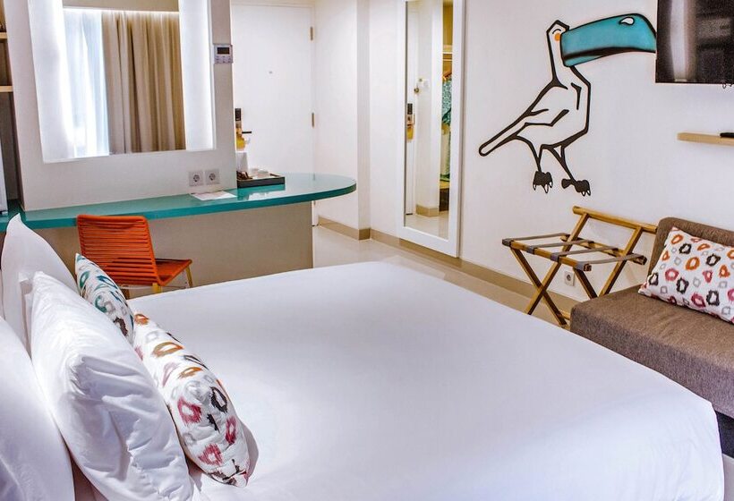 اتاق لوکس با چشم‌انداز دریا, Ikosharold Resort Benoa