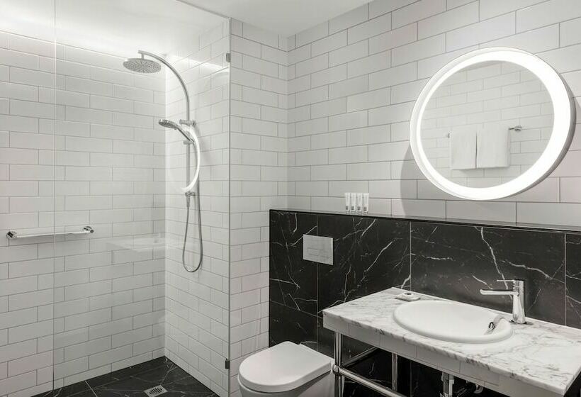 استودیوی استاندارد, Adina Apartment Hotel Brisbane