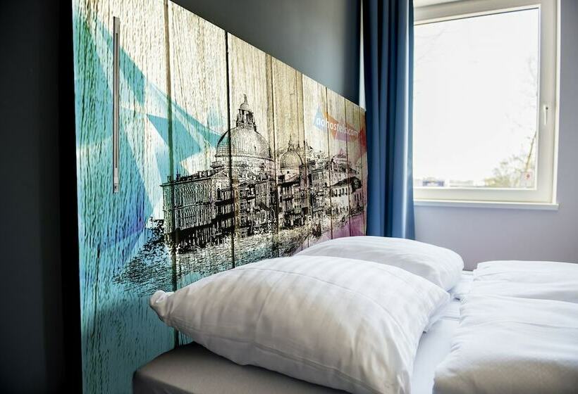 اتاق استاندارد یک نفره, a&o Hostel Venezia Mestre