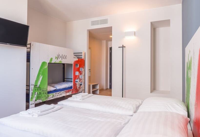 اتاق خانوادگی, a&o Hostel Venezia Mestre