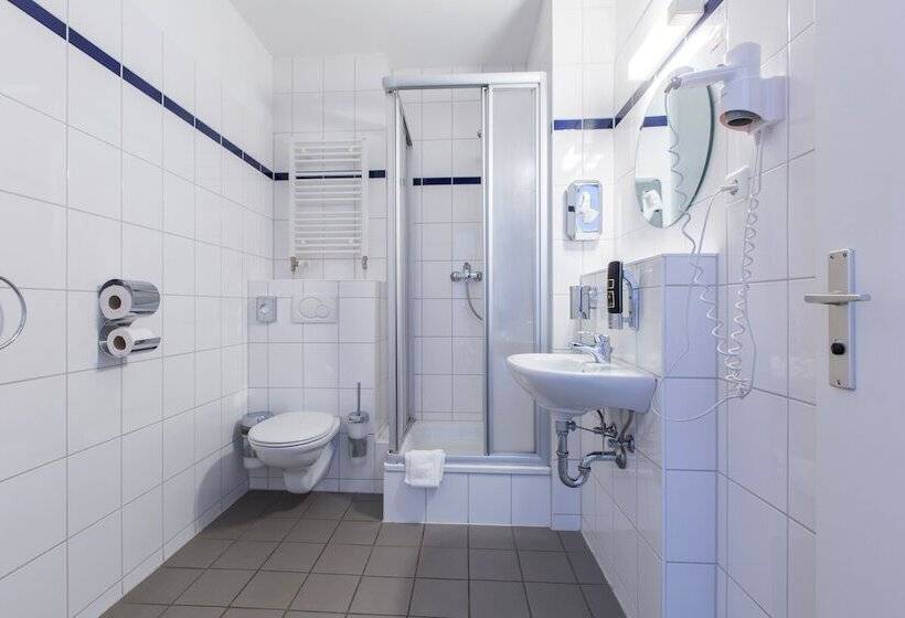 تختخواب در اتاق مشترک, a&o Hostel Venezia Mestre